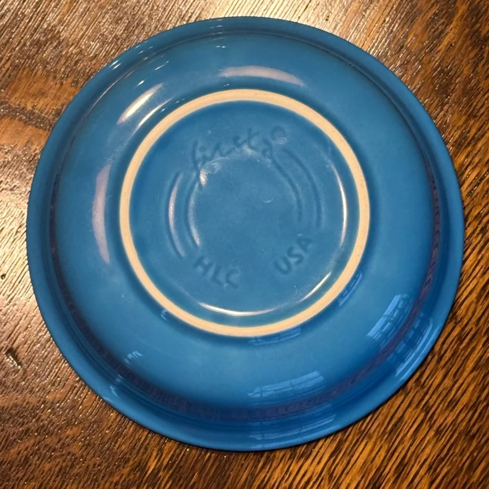 1-Vintage, 16 Oz., Fiestaware Bowl with Raised Concentric Ring Pattern. GMC